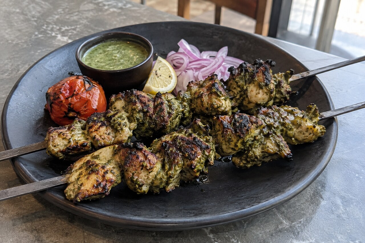 Hari bari chicken boti